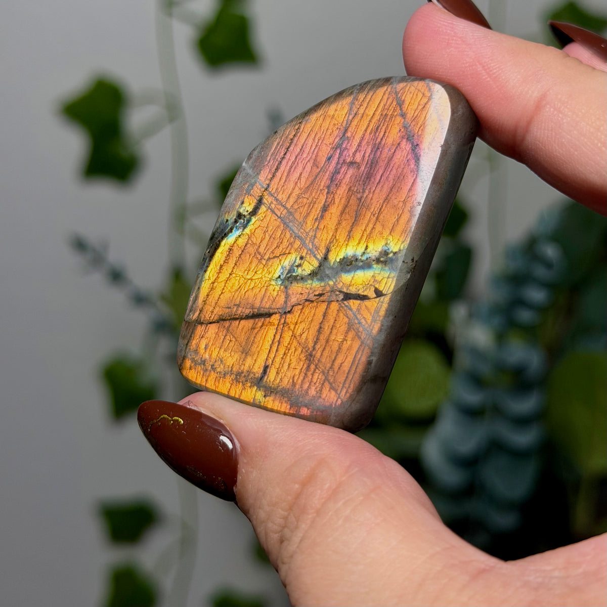 Orange Pink Labradorite 6U(imperfect)