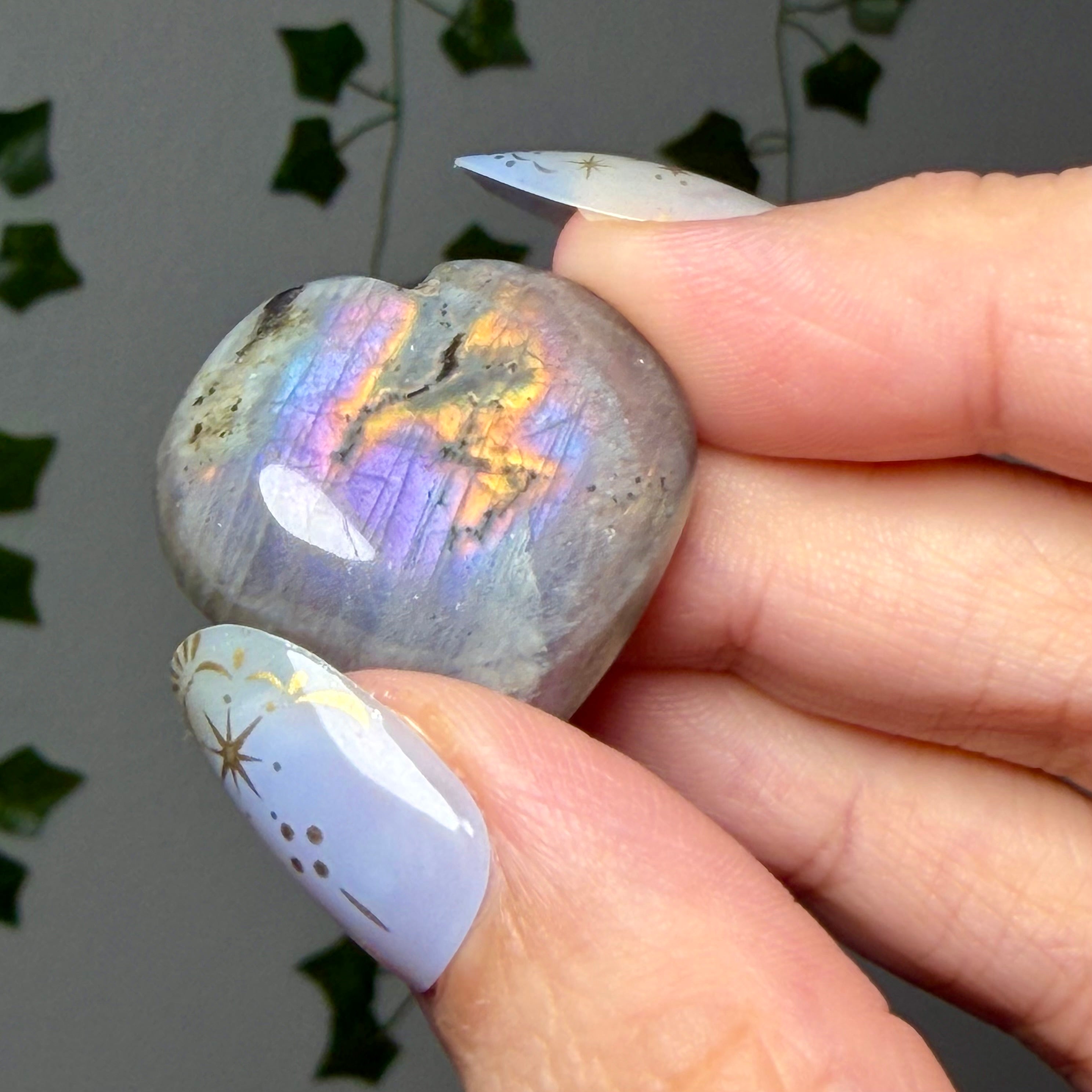 Mini labradorite heart 6i