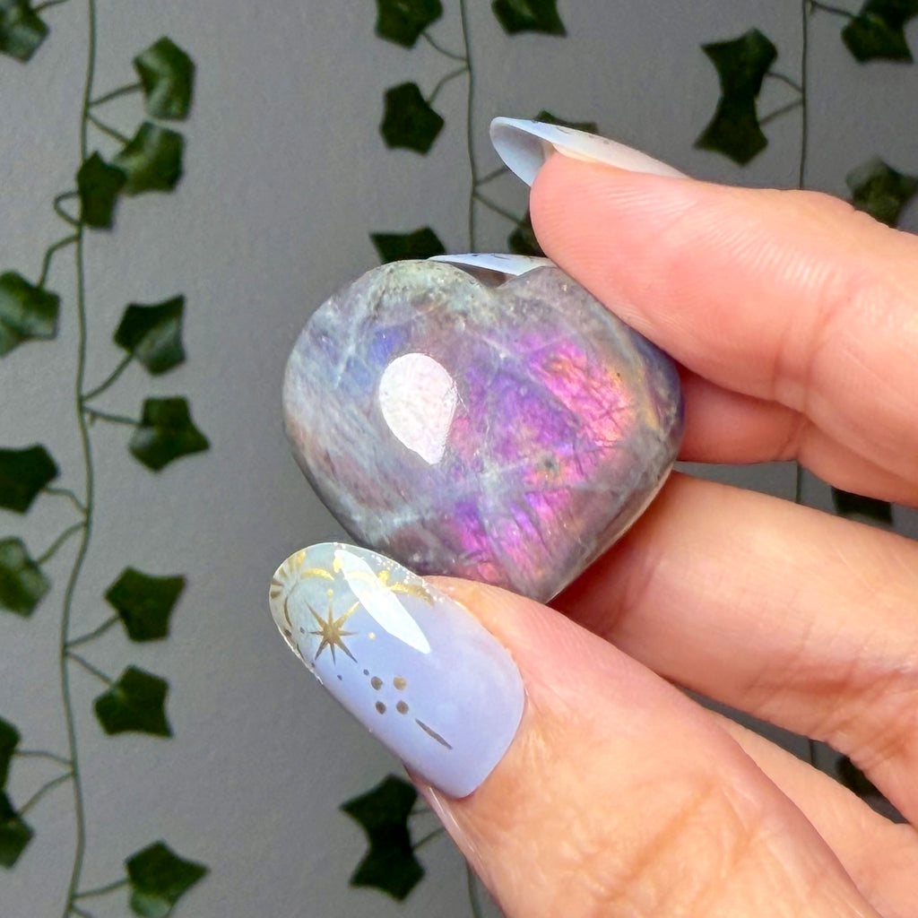 Mini labradorite heart 6D