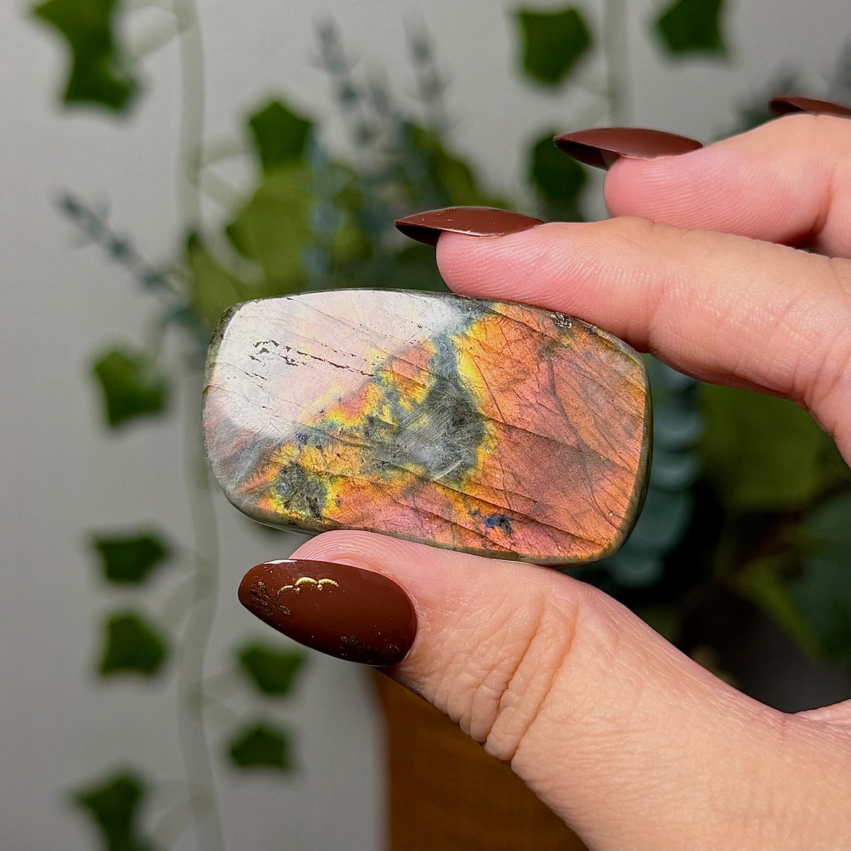 Orange Pink Labradorite 8R
