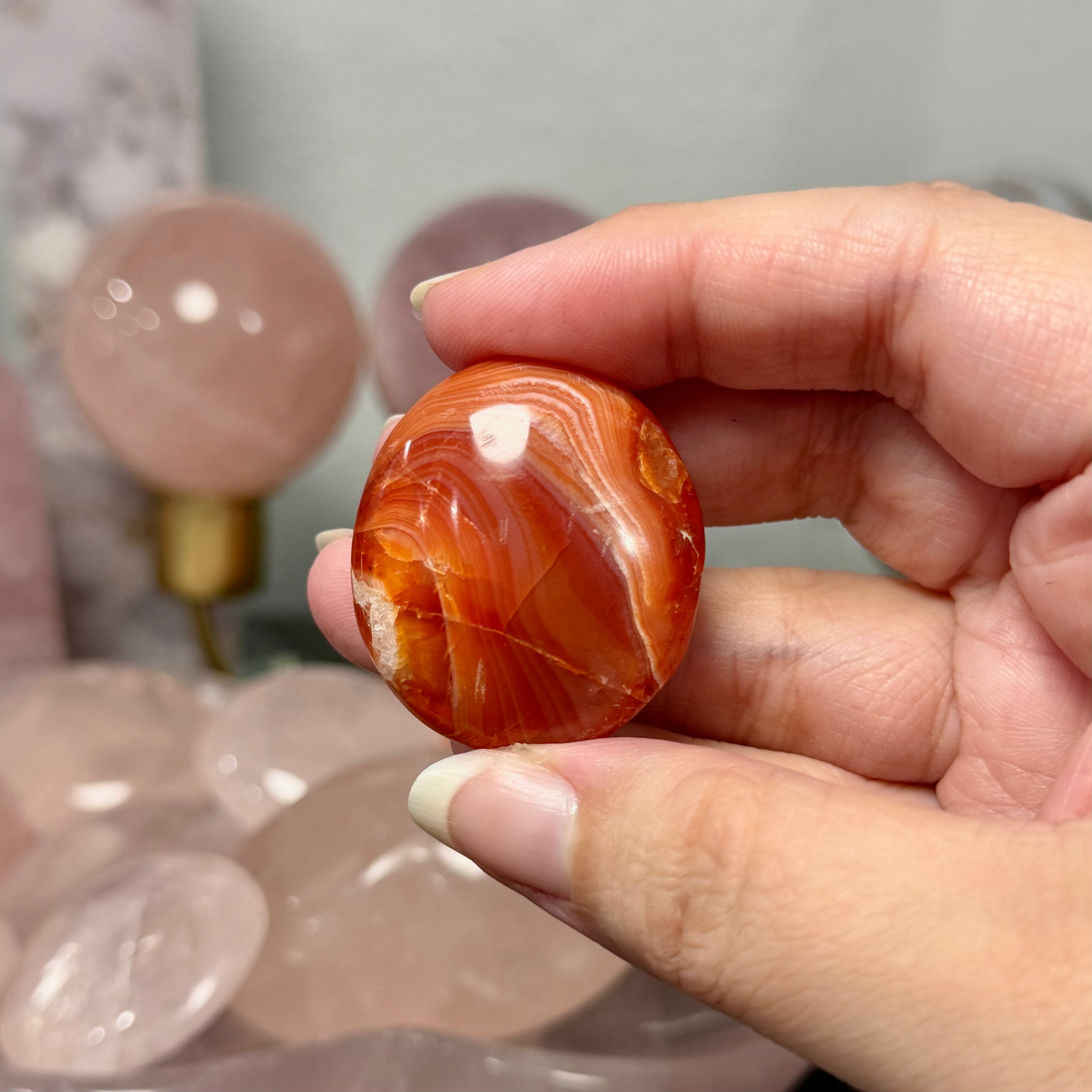Carnelian Palm Stone 9a