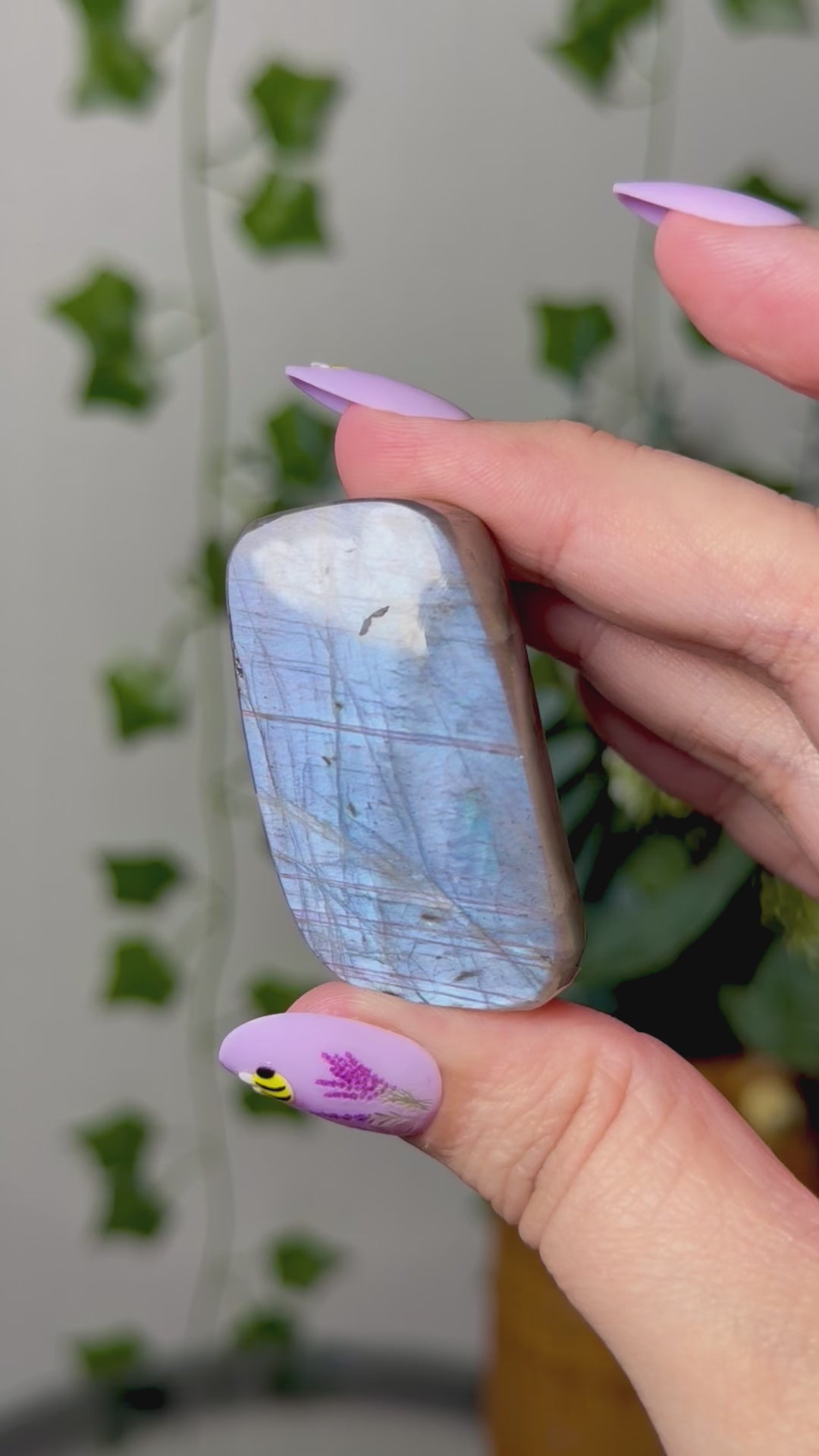 Light Blue Labradorite 8E